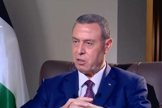 سفير سلطنة عُمان بالقاهرة يعزي في وفاة السفير الفلسطيني دياب اللوح