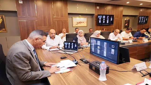 محافظ جنوب سيناء: تنفيذ خطة إضافية بـ350 مليون جنيه لتطوير الطرق والخدمات