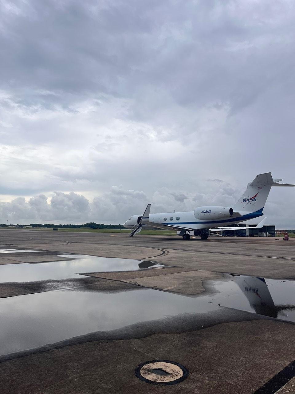 Students Take on Airborne Field Research with NASA