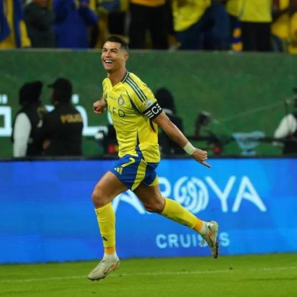 بوستيكوجلو يحدد مصير الدون