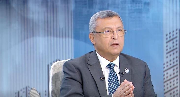 وزير البترول الأسبق: 40% من احتياجات مصر البترولية تستورد من الخارج