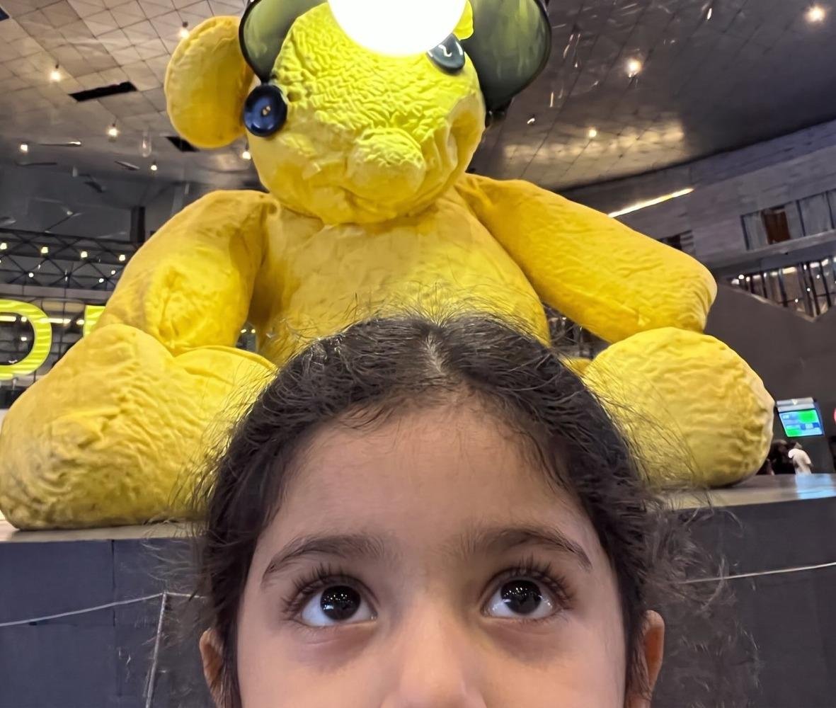 ما قصة تريند "سيلفي الطفل" الذي غزا حسابات البراندات في قطر والخليج؟