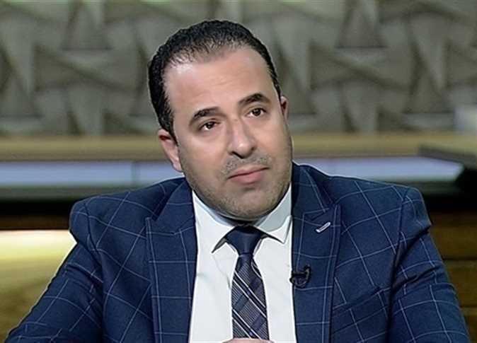 رئيس اتصالات النواب: المصريون بالخارج يمكنهم تحديث بيانات خطوطهم عبر الخط الساخن لتنظيم الاتصالات