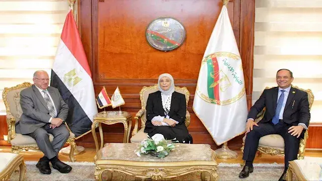 رئيسة النيابة الإدارية تستقبل وفدي "النادي البحري" و"نادي المستشارين" بالإسكندرية | صور