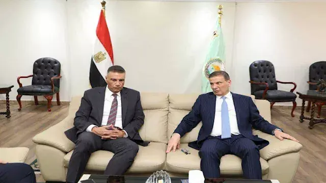 وزير الزراعة يوجه بتطوير مزرعت...