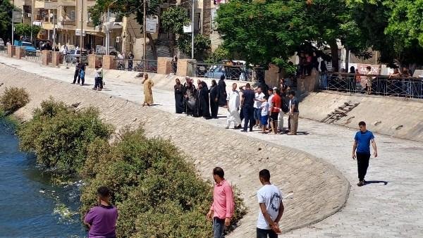 تحريات الأمن تكشف ملابسات سقوط الطفلة كارما في نيل القناطر الخيرية خلال لهوها بجوار والدها