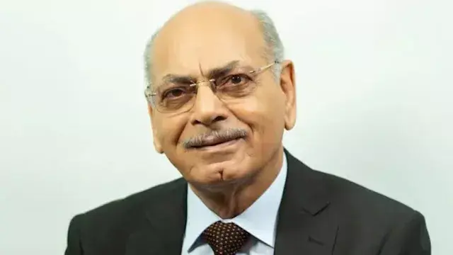 الشاعر العراقي علي جعفر العلاق يفوز بجائزة النيل للمبدعين العرب
