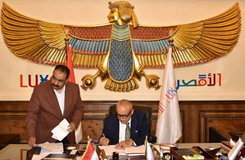 محافظ الأقصر يوافق على قبول 38 طلبا آخر فوق الكثافة بمدارس التعليم الخاص