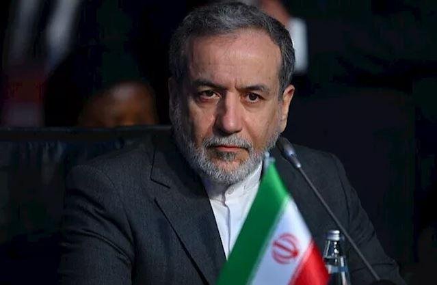 وزير الخارجية الإيراني يحذر من أي مغامرة عسكرية أمريكية: سنرد بحزم على أي اعتداء