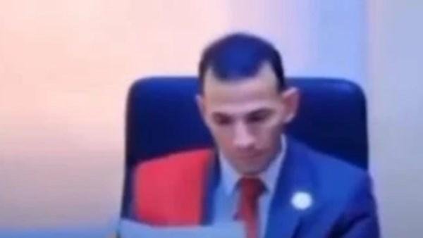 محام لـ ضحية القاضي المزيف : المبالغ تتجاوز 3 ملايين .. والبلاغات في تزايد