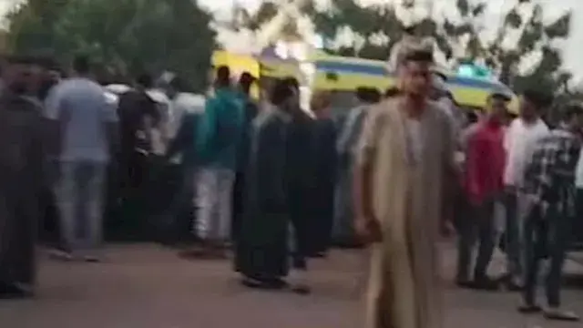"بعد مصرع 2 وإصابة 18".. محافظ المنوفية ومدير الأمن يتوجهان لموقع حادث عمال كفر داود- صور
