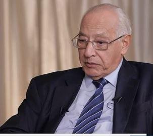 علي الدين هلال: التجربة الديمقراطية قبل 23 يوليو كانت ديكورية.. والمجتمع ما قبل 1952 كان طبقيا