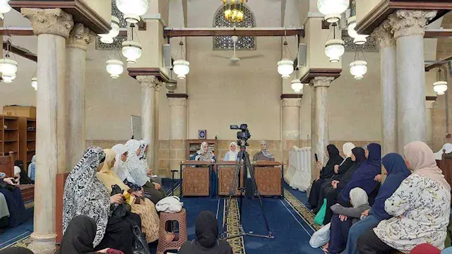 ملتقى المرأة بالأزهر: البيوت الآمنة تُبنى بالطاعة والتكامل وترسيخ القيم القرآنية