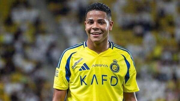  النصر السعودي يوافق على إعارة لاعبه إلى كروزيرو