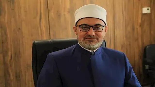 اقترض مبلغًا ماليًا ولم يستطع الوصول إلى صاحبه.. المفتي يجيب