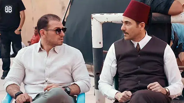 بالصور- صلاح الجهيني مع أحمد عز في كواليس فيلم "فرقة الموت"