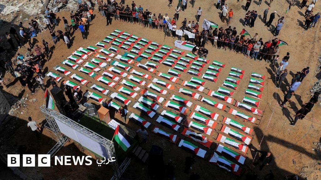 غزّة تشيّع 112 جثماناً من عائلتين في واحدة من أكبر جنازات القطاع منذ بدء الحرب