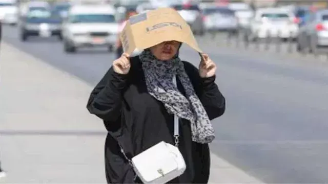 تحذيرات من اضطراب الملاحة وأتربة وشبورة.. "الأرصاد" تكشف عن ظواهر جوية اليوم