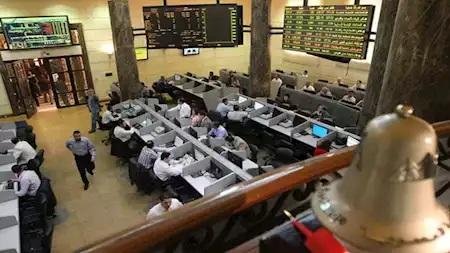 محللون: بورصة مصر بعيدة عن الفقاعة التكنولوجية عالميا.. والمخاوف مرهونة بتخارج المستثمرين الأجانب