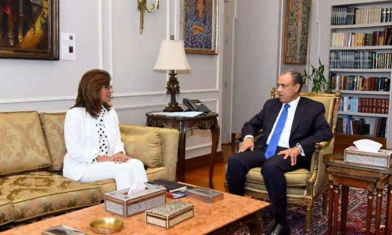 وزير الخارجية يبحث مع رئيس الأكاديمية الوطنية للتدريب تأهيل الكوادر الدبلوماسية وتعزيز التعاون الإفريقي