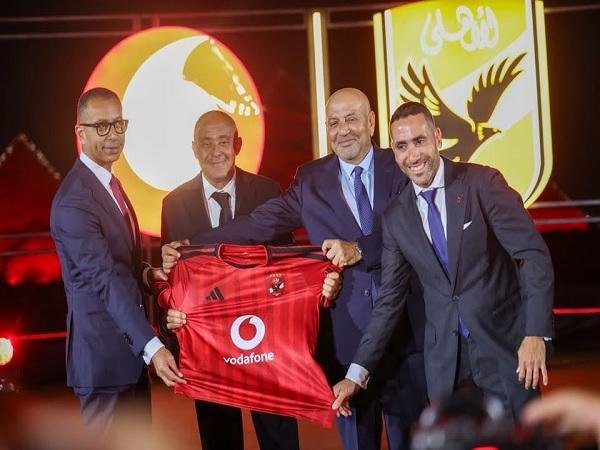 فودافون تعلن تسمية ملعب الأهلي الجديد بـ «ستاد فودافون»