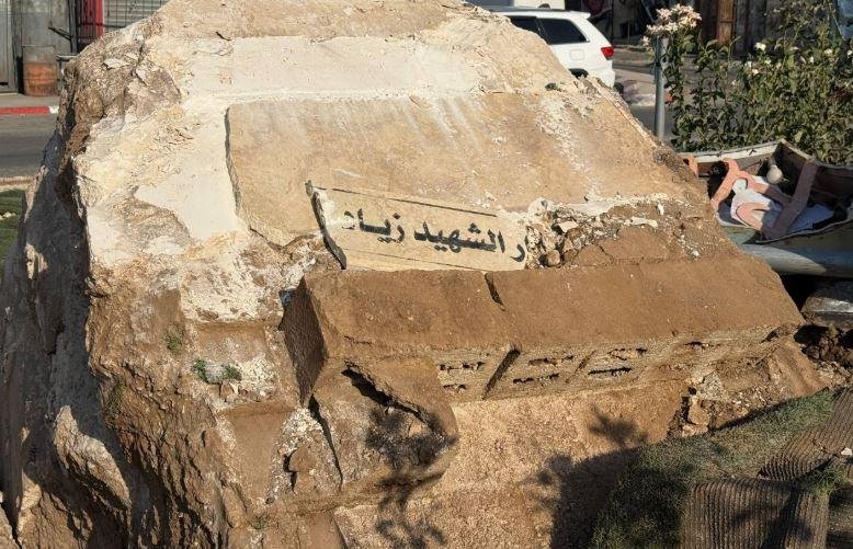 الجيش الإسرائيلي يهدم نصبا تذكارية لرموز فلسطينية في طولكرم ويجرف بنية تحتية بالضفة الغربية