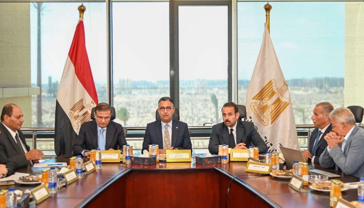وزيرا التموين والزراعة ومستقبل مصر يبحثون تأسيس شركة كاري أون