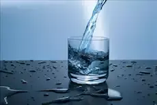5 أعراض تحذيرية تشير إلى أن جسمك يحتاج للماء فورًا.. تعرف عليها