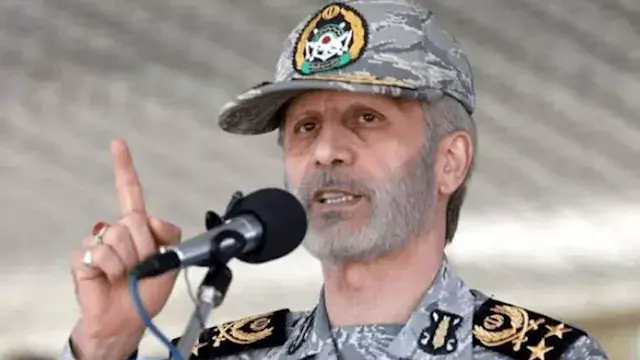 قائد الجيش الإيراني: مضيق هرمز "هبة من الله" ولن يعود إلى ما كان عليه