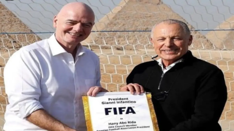 بعد تراجع "الفيفا" عن مشروع خصخصة كأس العالم.. الاتحاد المصري يوجه رسالة إلى إنفانتينو