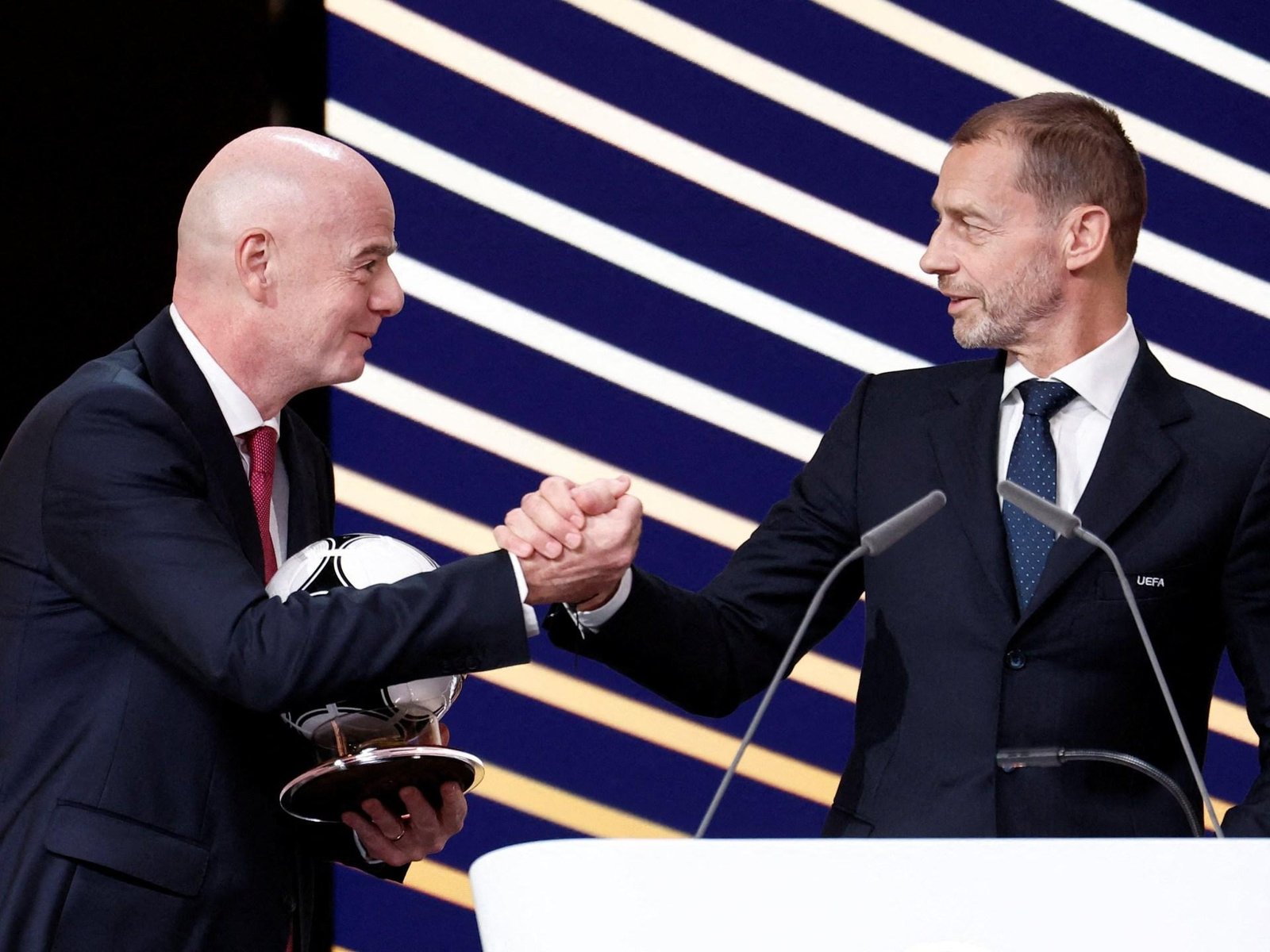 Ceferin won’t challenge Infantino for FIFA presidency but tells him to quit