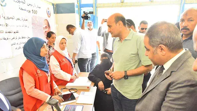 محافظ أسيوط يتفقد مبادرة "100 يوم صحة" بمركز الفتح -صور