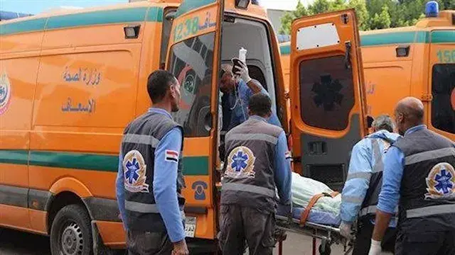 السرعة الزائدة السبب.. إصابة 8 أشخاص في انقلاب ميكروباص بصحراوي المنيا