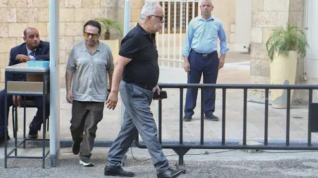 بالصور| أشرف زكي ومحسن جابر يقدمان واجب العزاء في هاني شنودة