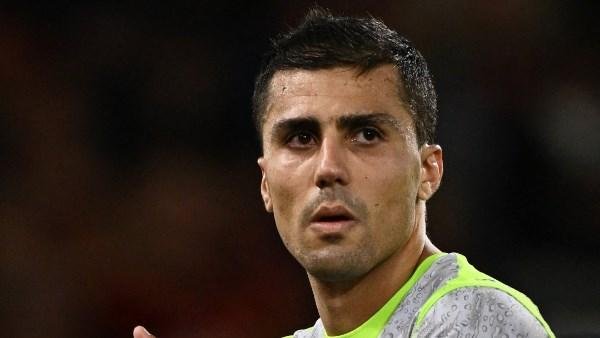 فابريزيو رومانو: برشلونة أنهى الاتفاق مع مانشستر سيتي للتعاقد مع رودري