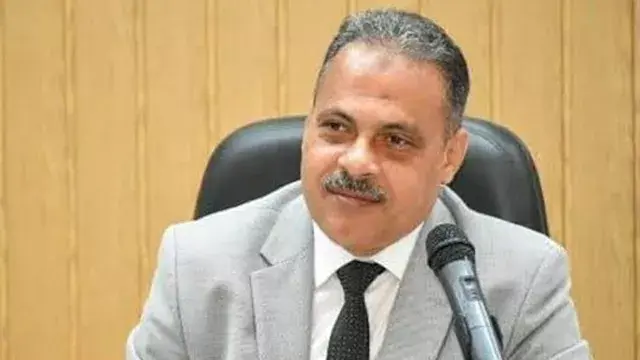 محافظ الشرقية يجري حركة تنقلات بين رؤساء المراكز والمدن والأحياء