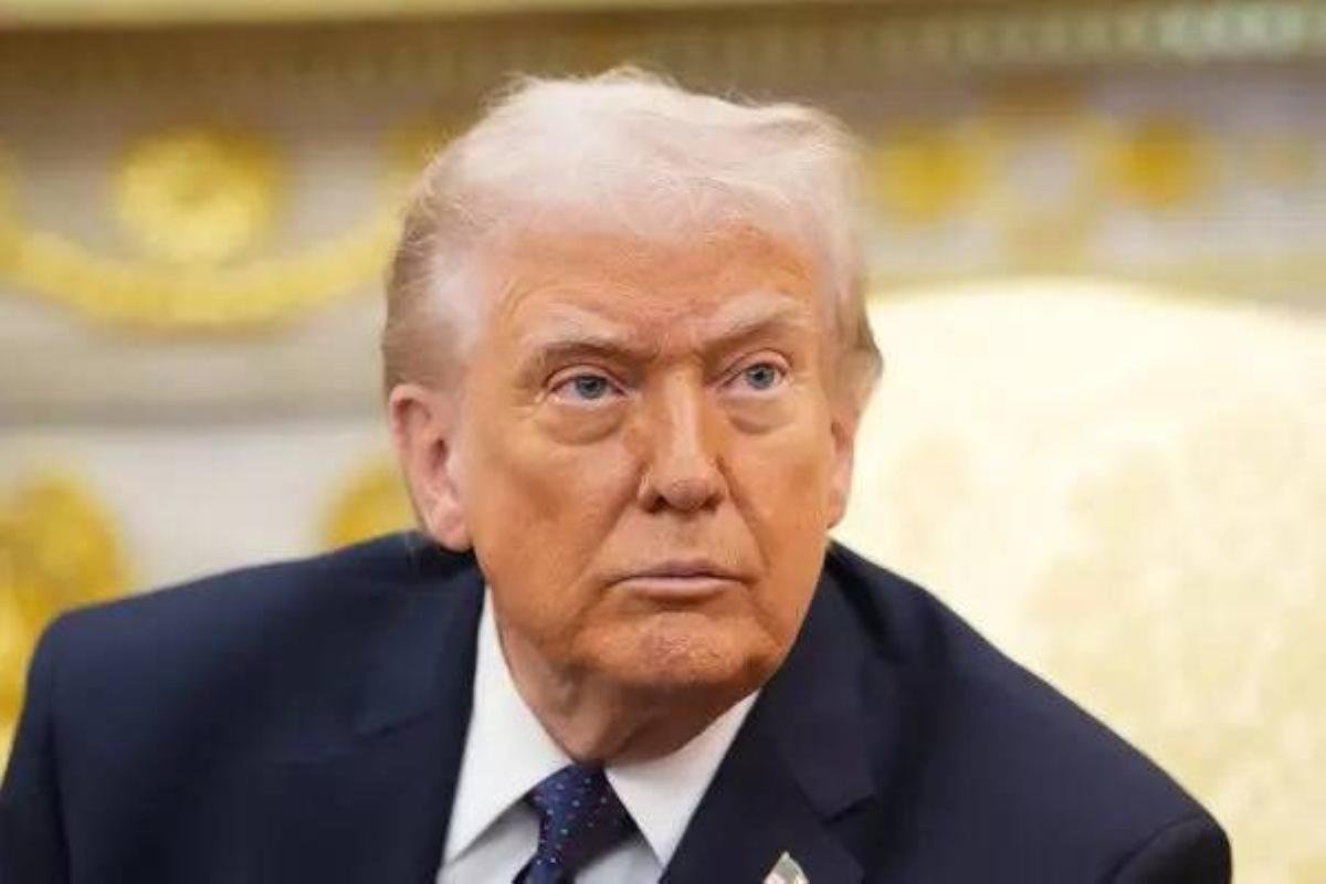 President Trump vows to bomb Iran bridges, power plants when it fires on Hormuz ships
