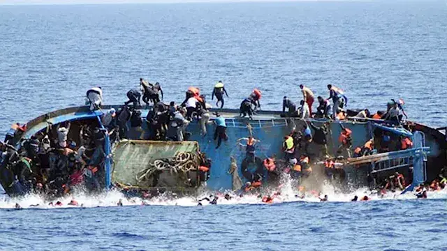 غرق مركب مهاجرين قبالة تونس.. فقدان 13 شخصًا وإنقاذ ناجيين